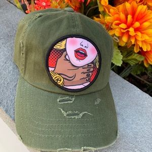 Freindly squeeze dad hat NWT 🔥